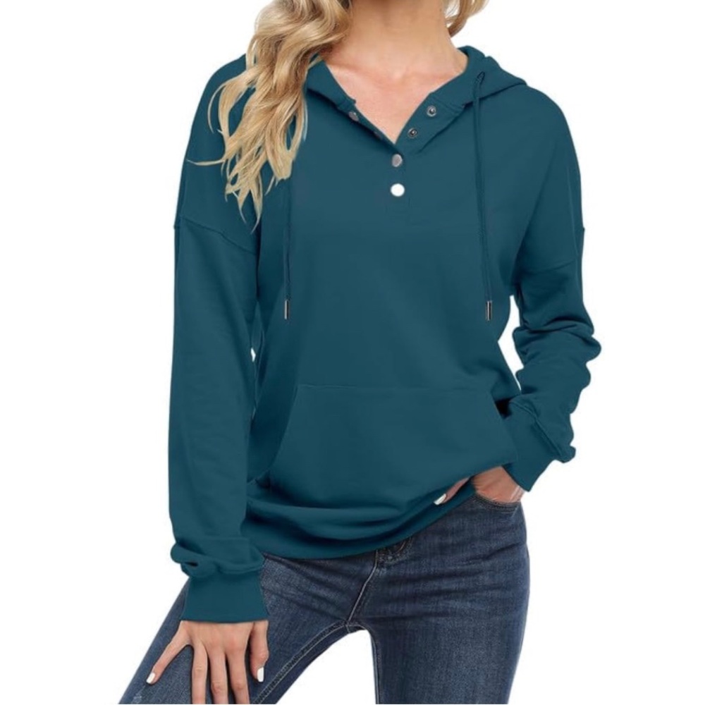 Bette Boutik Hooded Pullover Kangaroo Pocket